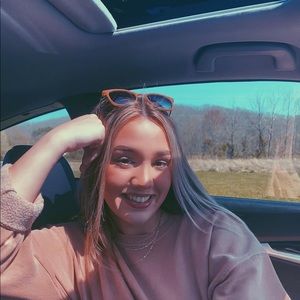 Meet your Posher, Brianna